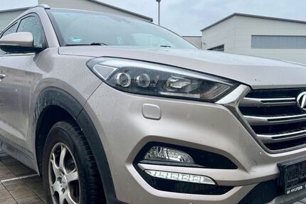 Hyundai TUCSON 133.000 km 11.990 &euro; Eppelheim 69214