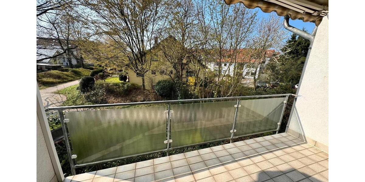 Etagenwohnung Dossenheim - 3 Zimmer, 125 m&sup2;, 1.800&euro; | Angebot:26030736