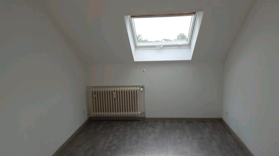 Dachgeschoßwohnung Schifferstadt - 3 Zimmer, 63 m&sup2;, 860&euro; | Angebot:25313092