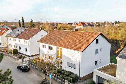 Repräsentatives, freistehendes Mehrfamilienhaus in erstklassiger Wohnlage von Schwetzingen-Oststadt 1 zimmer