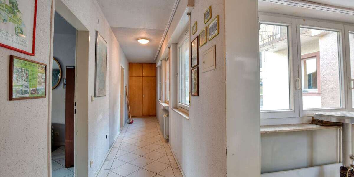 Ehemaliges Gasthaus mit 3 Einzelzimmer & 5 potentiellen Wohnungen inkl. Gaststätte und Parkplätze - Gewerbeobjekt Neckarsteinach | Angebot:26059021