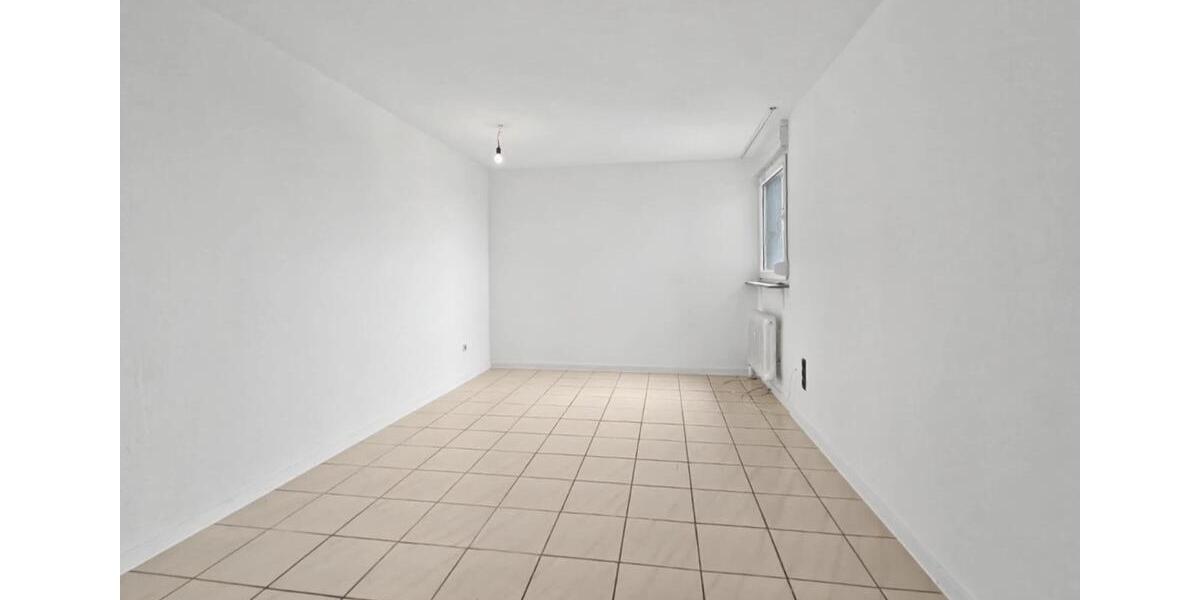 Etagenwohnung Ludwigshafen am Rhein - 4 Zimmer, 95 m&sup2;, 1.150&euro; | Angebot:25343625