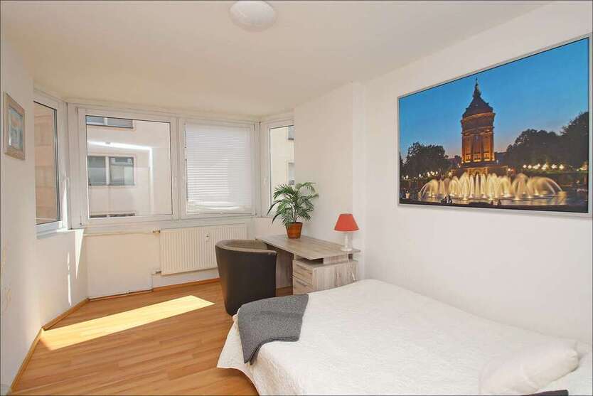 Wohnung zum Kaufen in Mannheim 215.000 € 52.59 m²