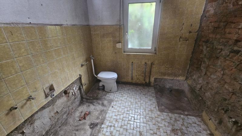 ObjNr:19720 - EFH sucht Handwerker - sanierungsbedürftiges kleines Haus in WeinheimBergstr 2 zimmer