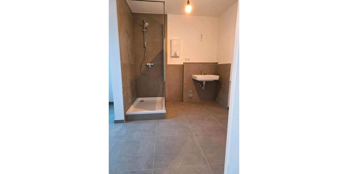 Etagenwohnung Worms - 2 Zimmer, 105 m&sup2;, 900&euro; | Angebot:26256566