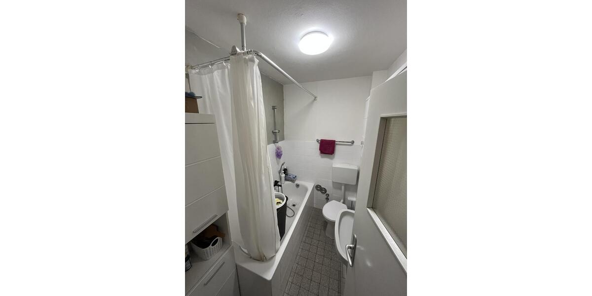 Etagenwohnung Bensheim - 4 Zimmer, 106 m&sup2;, 1.080&euro; | Angebot:26255694