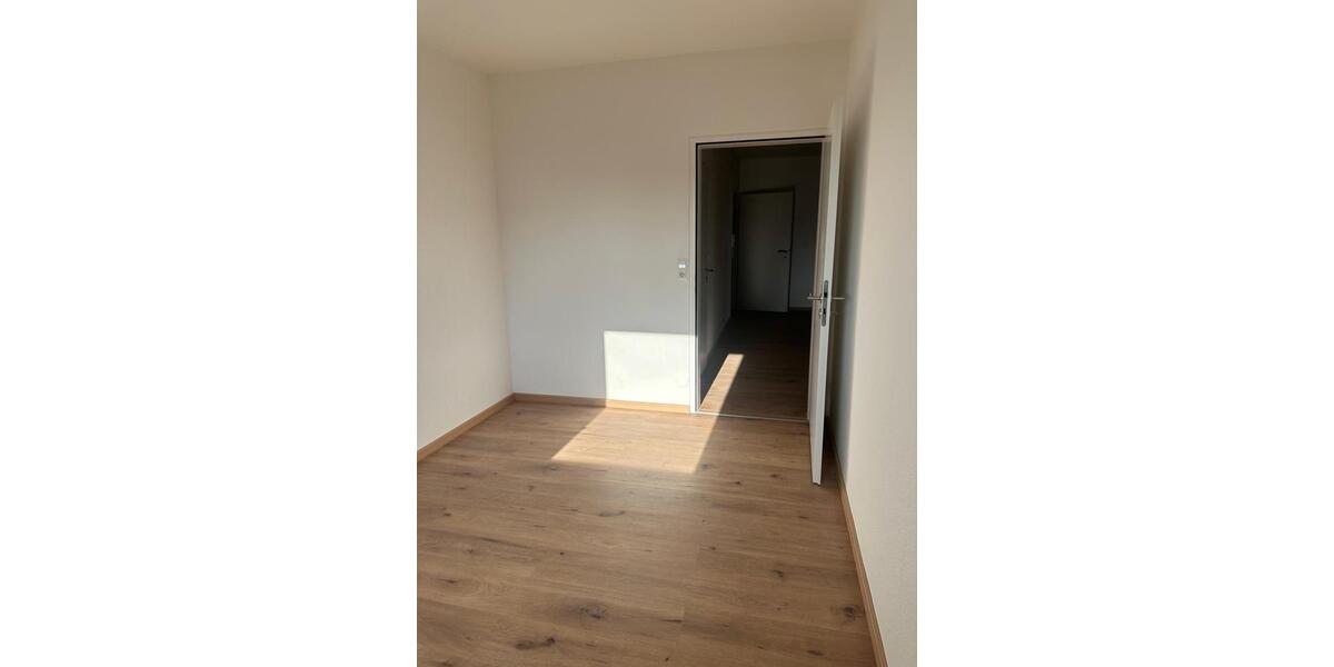 Etagenwohnung Bensheim - 3 Zimmer, 94 m&sup2;, 1.600&euro; | Angebot:26020918