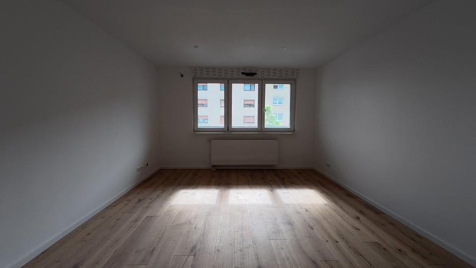 Etagenwohnung Mannheim Rheinau - 4.5 Zimmer, 106 m&sup2;, 1.700&euro; | Angebot:26254450
