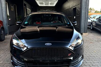Ford Focus 90.000 km 17.000 € Schwetzingen 68723