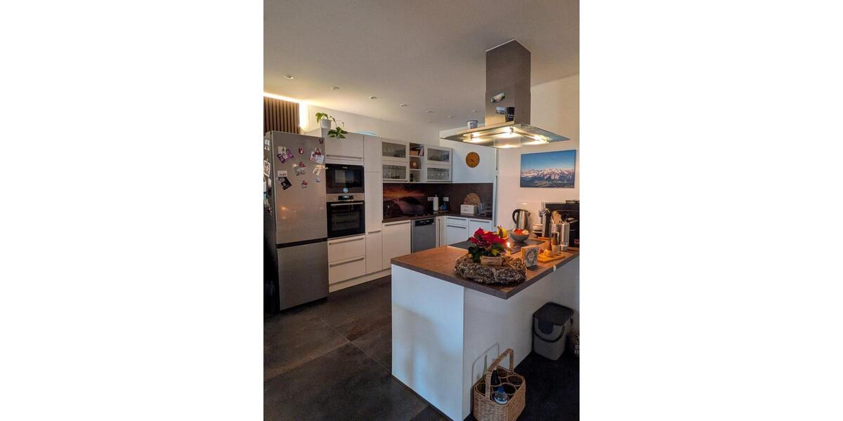 Erdgeschossw. mit moderner Ausstattung in historischem Ambiente 4 zimmer