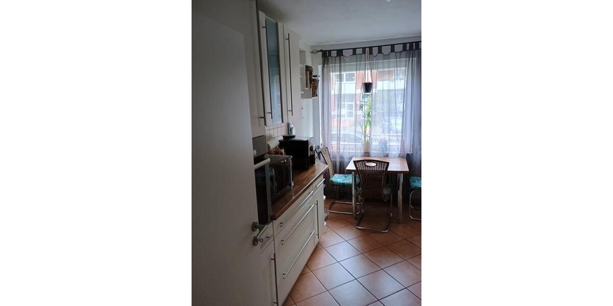 Dachgeschoßwohnung Ludwigshafen am Rhein Parkinsel - 3 Zimmer, 82 m&sup2;, 699&euro; | Angebot:23184347