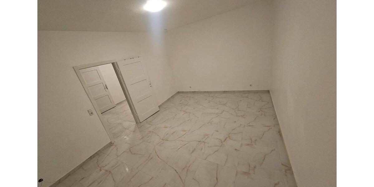 Etagenwohnung Mutterstadt - 2 Zimmer, 65 m&sup2;, 1.000&euro; | Angebot:24524610