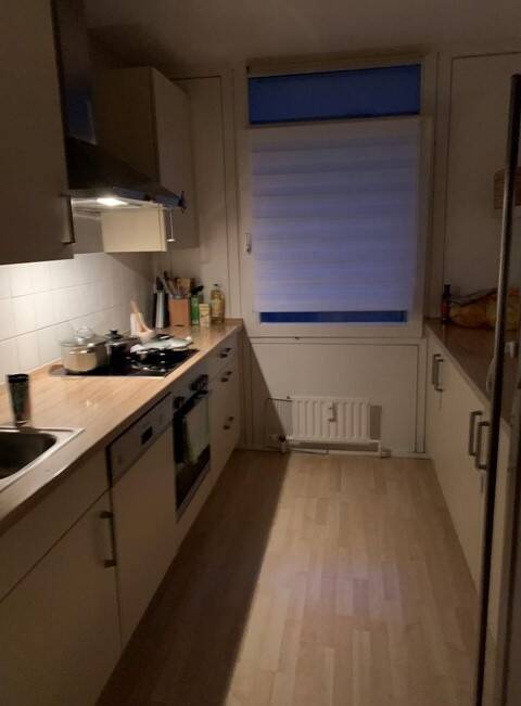 ***TOP Gelegenheit*** Für KA o. Eigennutzer; 2 ZKB, Balkon, Keller, 1. OG, Stellplatz in saniertem MFH.