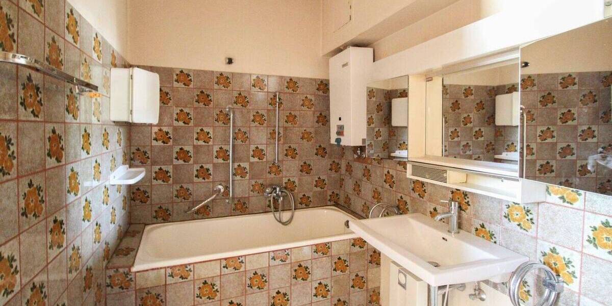 WGH mit 1 WE und 1 GE sowie Wertsteigerungspotenzial in Vorstadtlage zur flexiblen Nutzung zimmer