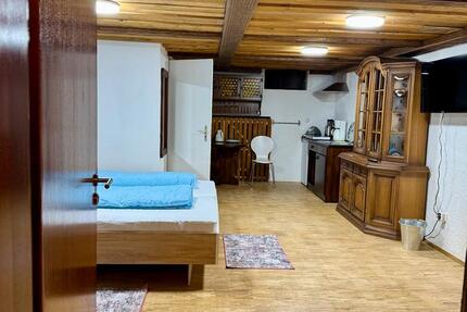 Zimmer im Untergeschoss zu vermieten (Kurz- und Langzeit) 1 zimmer