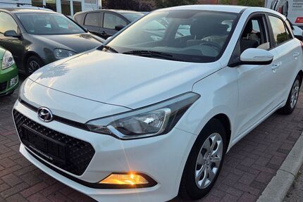 Hyundai i20 96.000 km 7.400 &euro; Oftersheim 68723