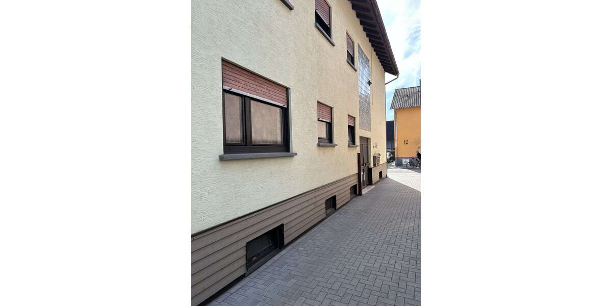 Einfamilienhaus Waghäusel - 8 Zimmer, 295 m&sup2;, 629.000&euro; | Angebot:27660202