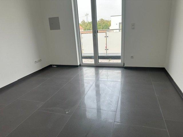 Etagenwohnung Mannheim Käfertal - 2 Zimmer, 65 m&sup2;, 1.000&euro; | Angebot:26705342