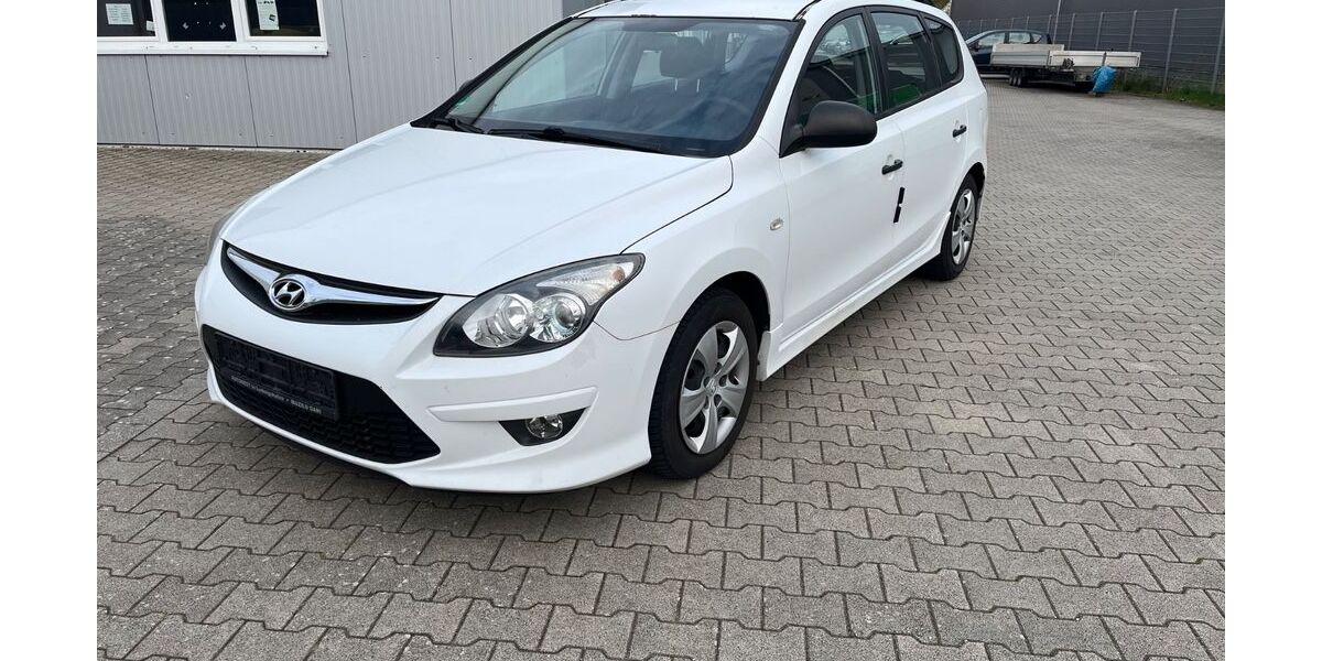 Hyundai i30 205.000 km 2.200 &euro; Heidelberg 69115
