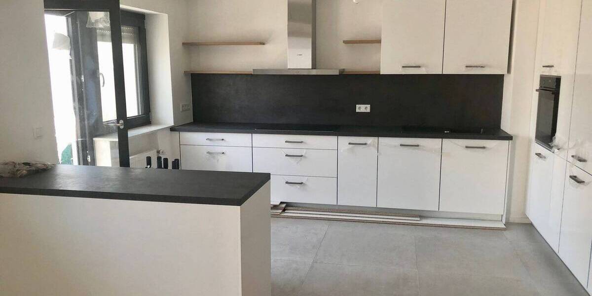 Doppelhaushälfte Schriesheim - 5 Zimmer, 197 m&sup2;, 1.990&euro; | Angebot:26820805