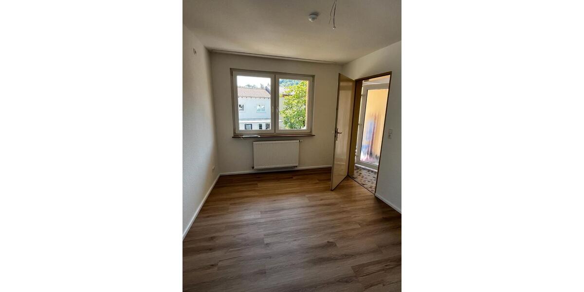 Etagenwohnung Neustadt an der Weinstraße - 3 Zimmer, 69 m&sup2;, 680&euro; | Angebot:26564429