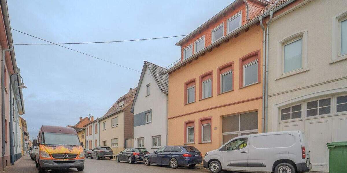 Einfamilienhaus Edingen-Neckarhausen Edingen - 7 Zimmer, 283 m&sup2;, 645.000&euro; | Angebot:25669391