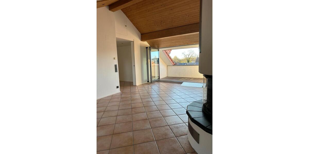 Dachgeschoßwohnung Ladenburg - 4 Zimmer, 108 m&sup2;, 546.000&euro; | Angebot:25099574