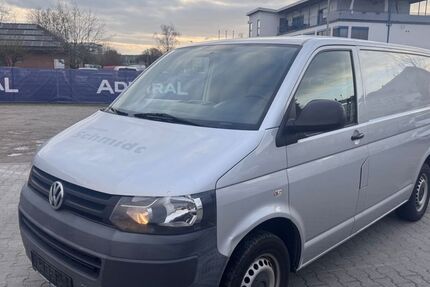 VW T5 Transporter 170.000 km 9.800 &euro; Gernsheim 64579