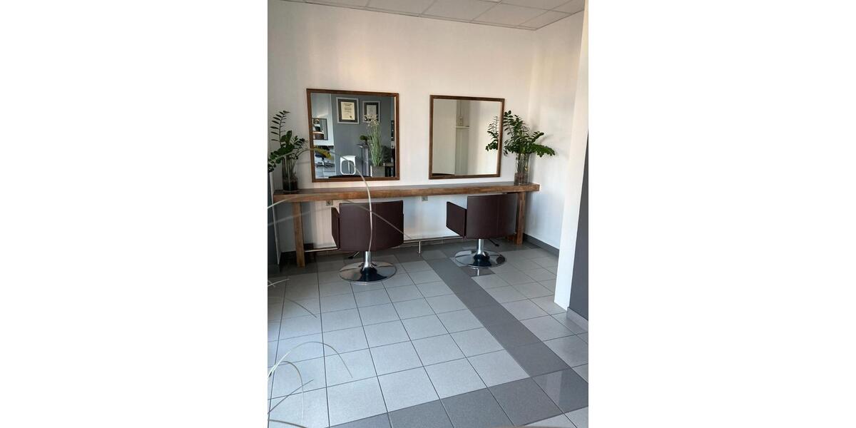 Friseursalon Teilfläche zu vermieten möbliert Untermietverhältnis zimmer