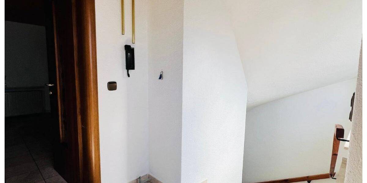 Doppelhaushälfte Beindersheim - 8 Zimmer, 181 m&sup2;, 419.000&euro; | Angebot:26083006