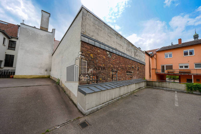 ATIK: *Entwickler aufgepasst* Wohn- u. Geschäftshaus mit Dachausbau-Potenzial in der Fußgängerzone