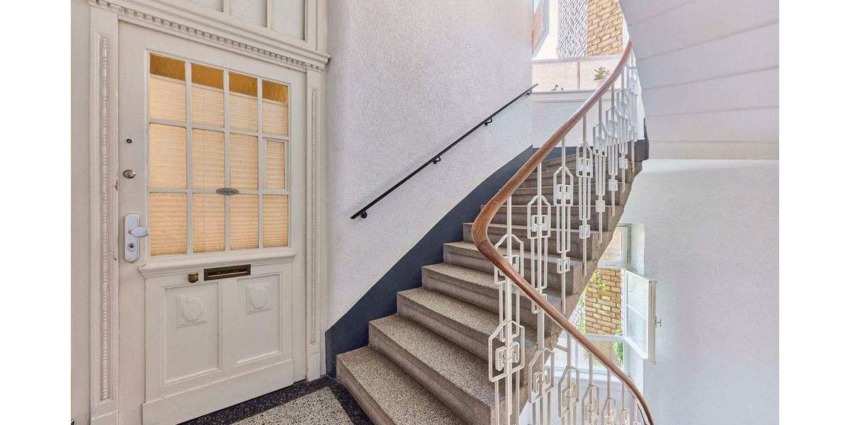 Stilvolle 4-Zimmeraltbauwohnung mit 2 Balkonen in der Belle Etage der Schwetzinger Vorstadt 4 zimmer