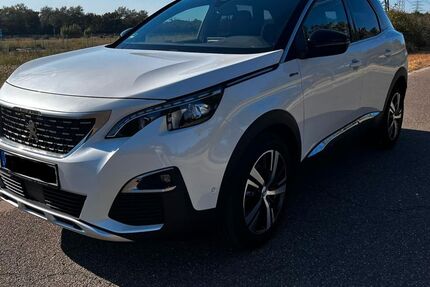 Peugeot 3008 92.755 km 18.099 &euro; Mannheim 68219
