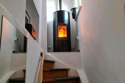 Haus Eich - 2 Zimmer, 72 m&sup2;, 650&euro; | Angebot:26228179