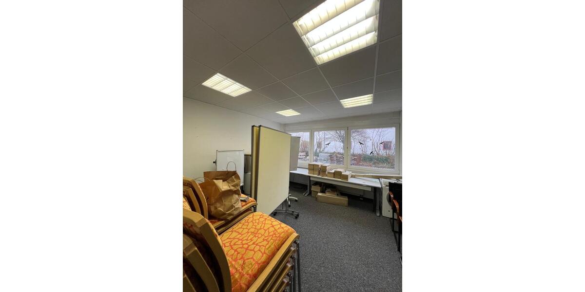 Gewerbeobjekt Sankt Leon-Rot Rot - 1.200&euro; | Angebot:23661702