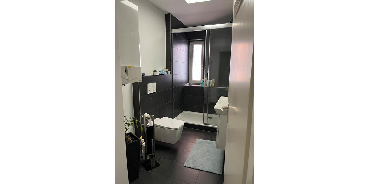 Etagenwohnung Ludwigshafen am Rhein Ludwigshafen-Hemshof - 2 Zimmer, 67 m&sup2;, 840&euro; | Angebot:25521226