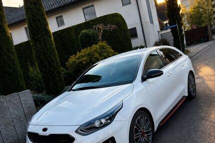 Kia pro ceed / ProCeed 75.000 km 22.999 &euro; Neuhofen 67141