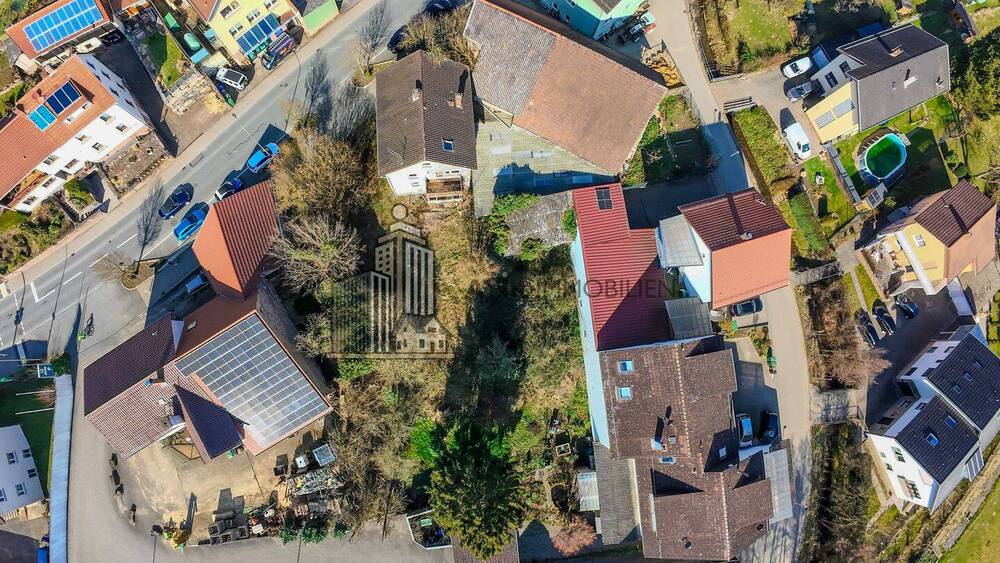 ATIK: Grundstück mit erteilter Baugenehmigung für ein 3 Parteien Mehrfamilienhaus + 5 Reihenhäuser - Grundstück Wiesenbach | Angebot:26267196