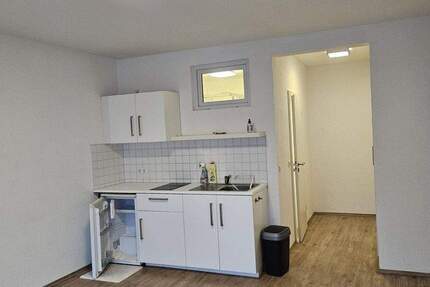 Sorglos-Studentenwohnung mit Küche - direkt an der Uni! All-Inclusive! 1 zimmer