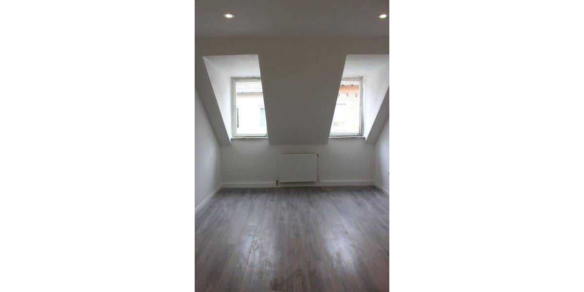 Etagenwohnung Frankenthal - 5 Zimmer, 100 m&sup2;, 1.280&euro; | Angebot:26789349