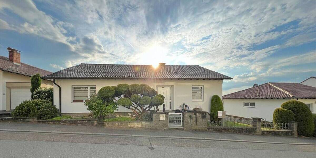 Einfamilienhaus Weinheim Lützelsachsen - 7 Zimmer, 250 m&sup2;, 1.750.000&euro; | Angebot:26257315