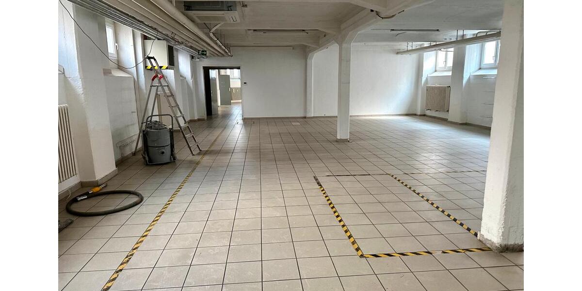 Souterrain Räume zu vergeben - Atelier, Bastelraum, Lager, Sport zimmer