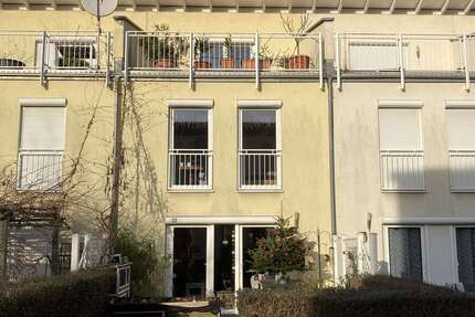 Haus zum Mieten in Schriesheim 2.050 € 130 m² 5 zimmer