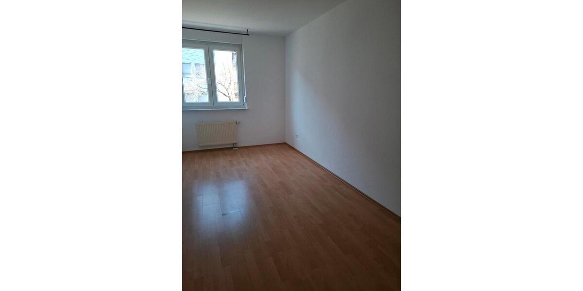 Etagenwohnung Mannheim Almenhof - 4 Zimmer, 105 m&sup2;, 1.490&euro; | Angebot:25365002