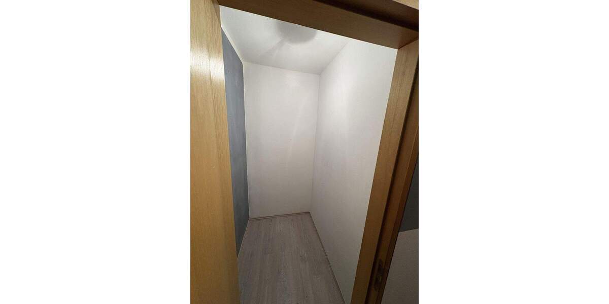 Blick & Lage!! helle - unvermietete 3,5 Zimmerwohnung ca. 88 qm mit Südbalkon 3 zimmer