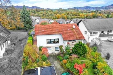 Haus Fürth - 6 Zimmer, 184 m&sup2;, 360.000&euro; | Angebot:23635983