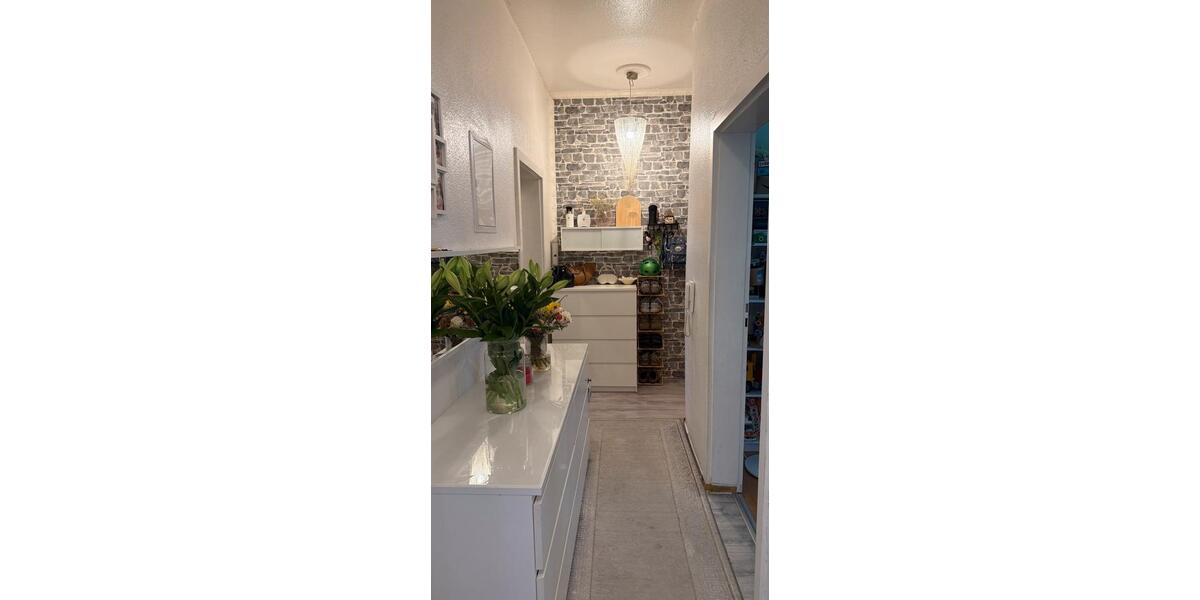 Etagenwohnung Ludwigshafen am Rhein Ludwigshafen-Hemshof - 3 Zimmer, 75 m&sup2;, 660&euro; | Angebot:27579156