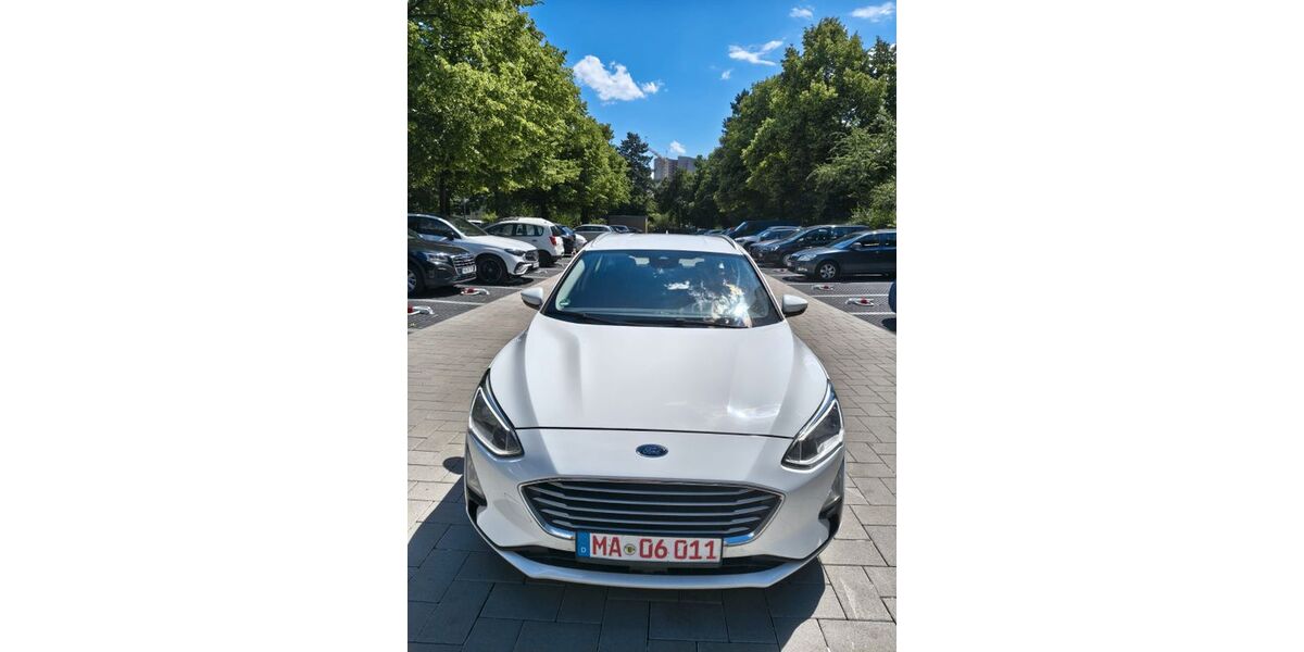 Ford Focus 243.158 km 5.990 &euro; Mannheim 68309