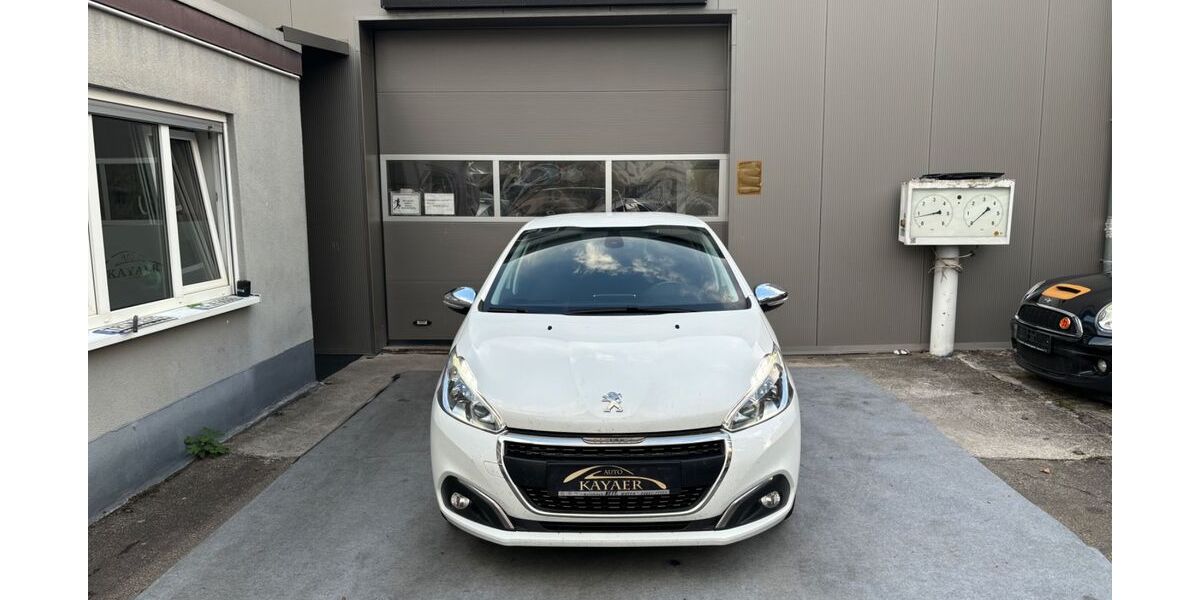 Peugeot 208 86.000 km 7.850 &euro; Mutterstadt (Kreis Ludwigshafen) 67112