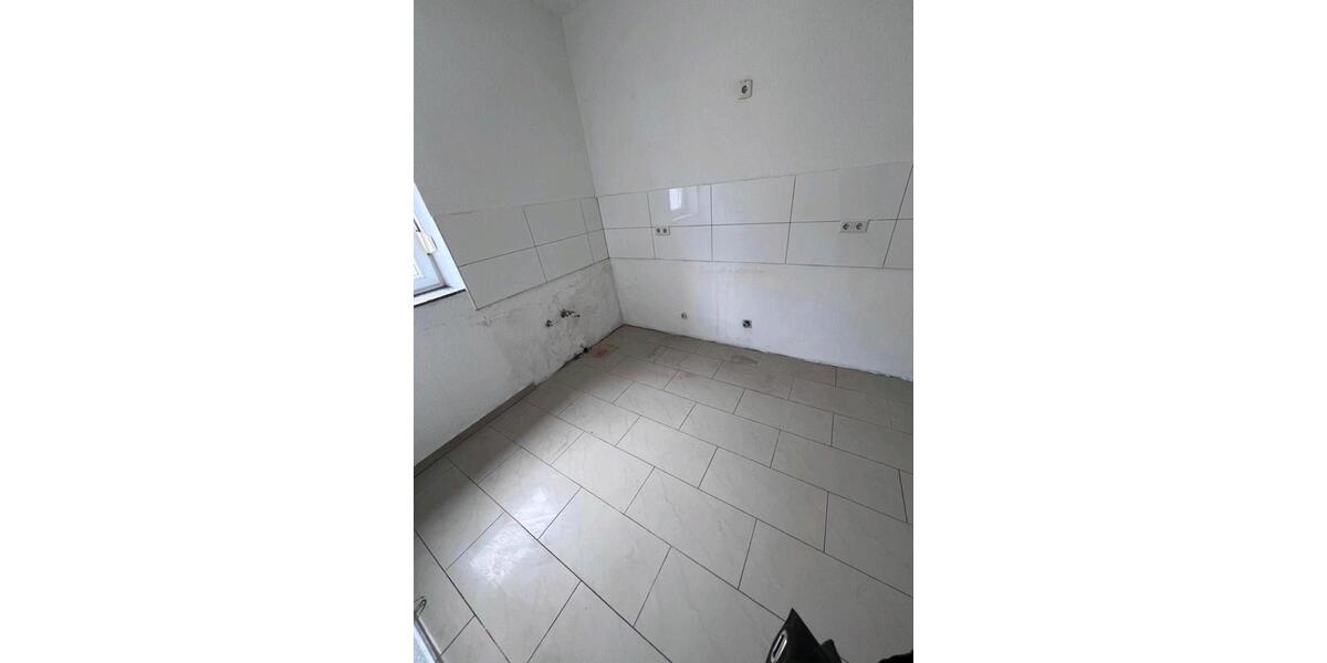 Erdgeschoßwohnung Ludwigshafen am Rhein Ludwigshafen-Hemshof - 3 Zimmer, 85 m&sup2;, 1.400&euro; | Angebot:26186775